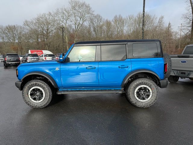 2024 Ford Bronco Outer Banks photo 3