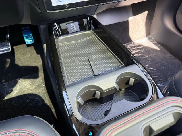 2025 Ford Mustang Mach-E Premium - Photo 32