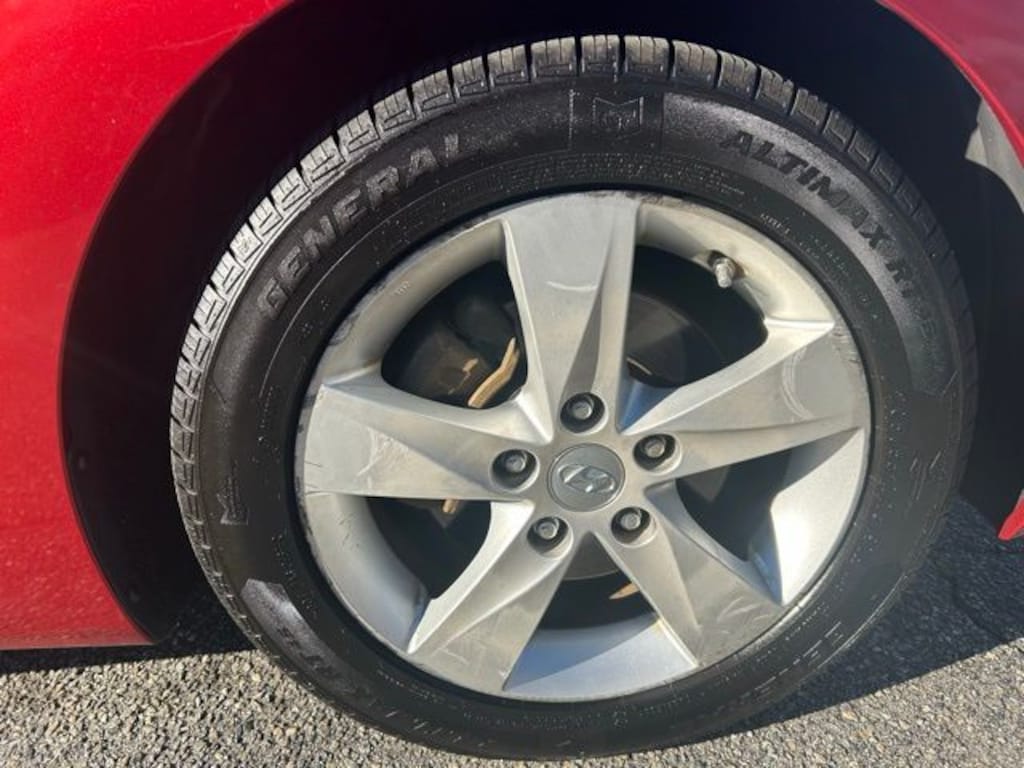 Used 2011 Hyundai Elantra GLS Sedan