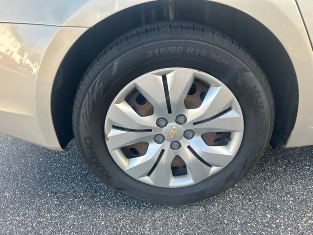Used 2012 Chevrolet Cruze LS Sedan