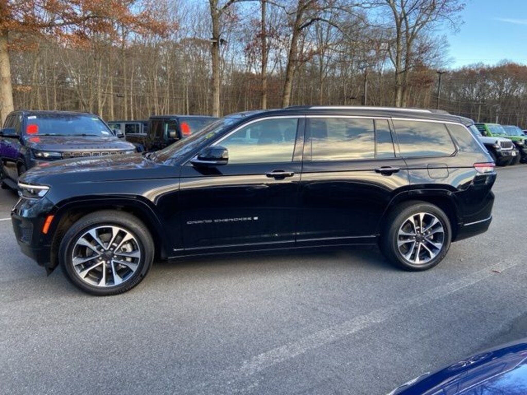 Used 2022 Jeep Grand Cherokee L Overland SUV