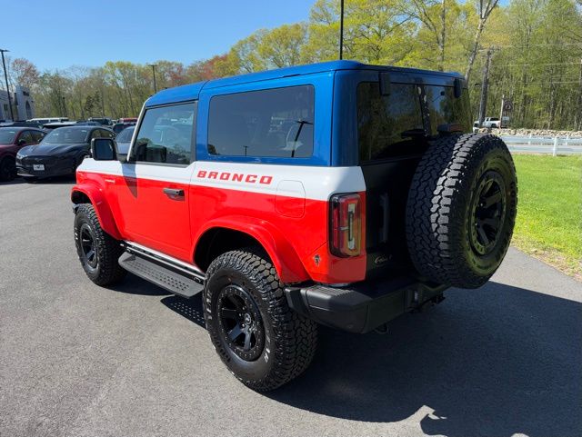 2025 Ford Bronco First Edition photo 4