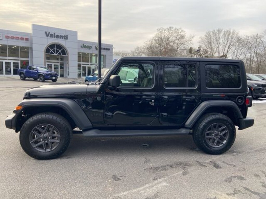 Used 2024 Jeep Wrangler Sport S SUV