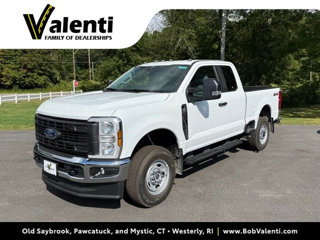 2026 Ford F-350 Super Duty XL's photo