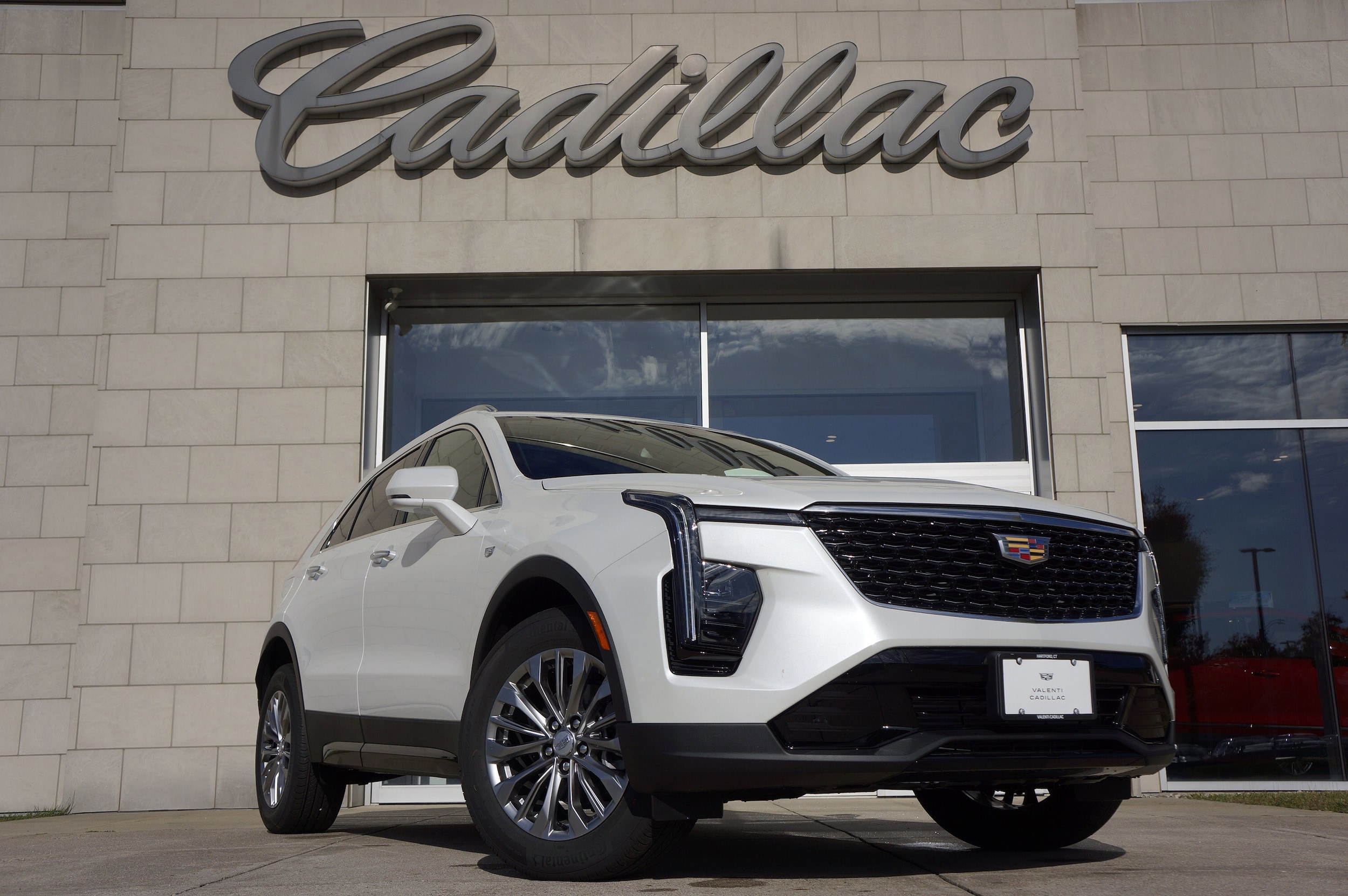 2024 Cadillac XT4 Premium Luxury's photo