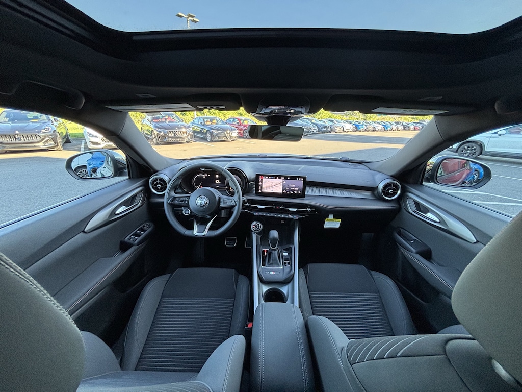 New 2026 Alfa Romeo Tonale Base SUV