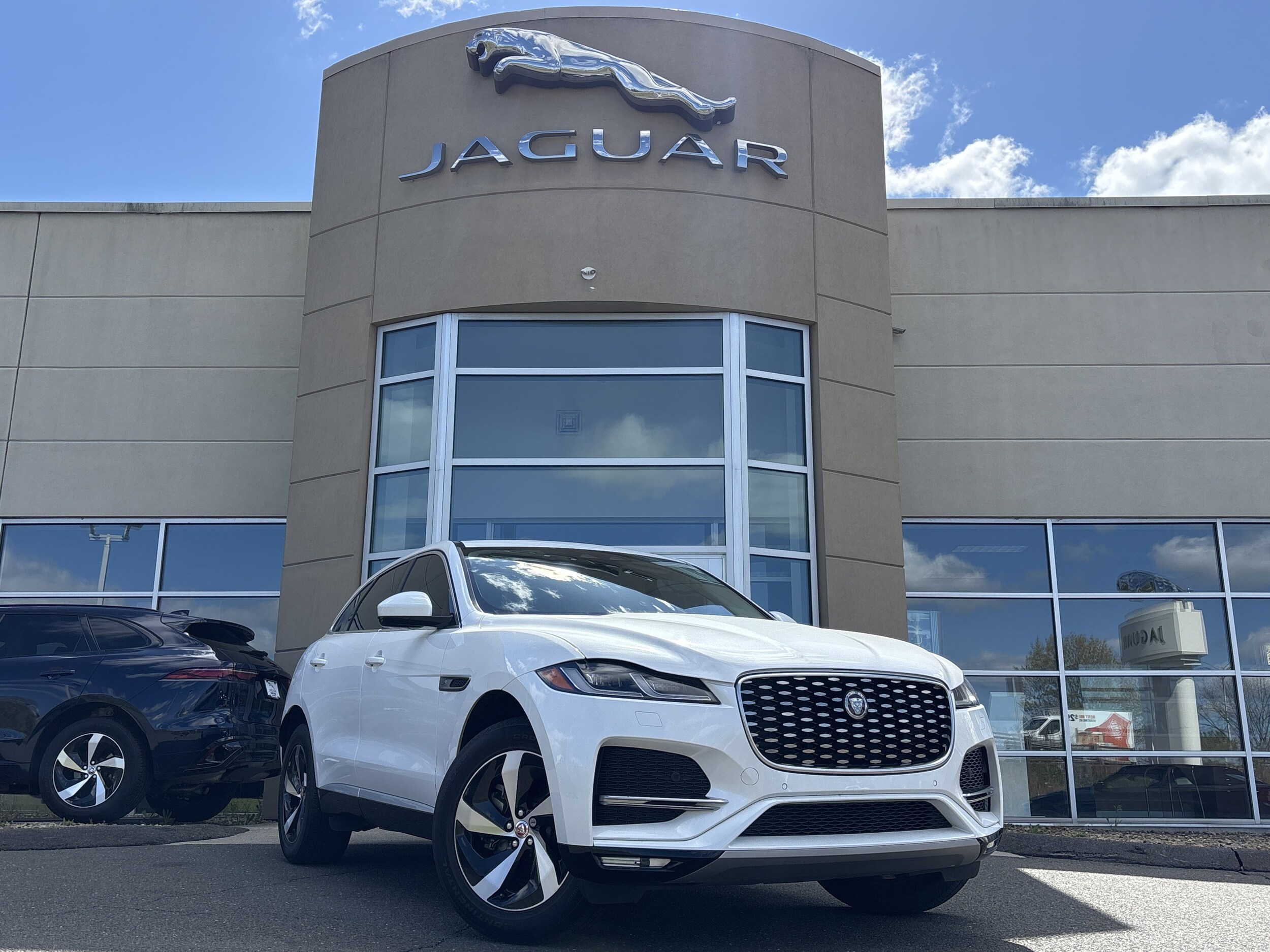 2023 Jaguar F-PACE P250 S's photo