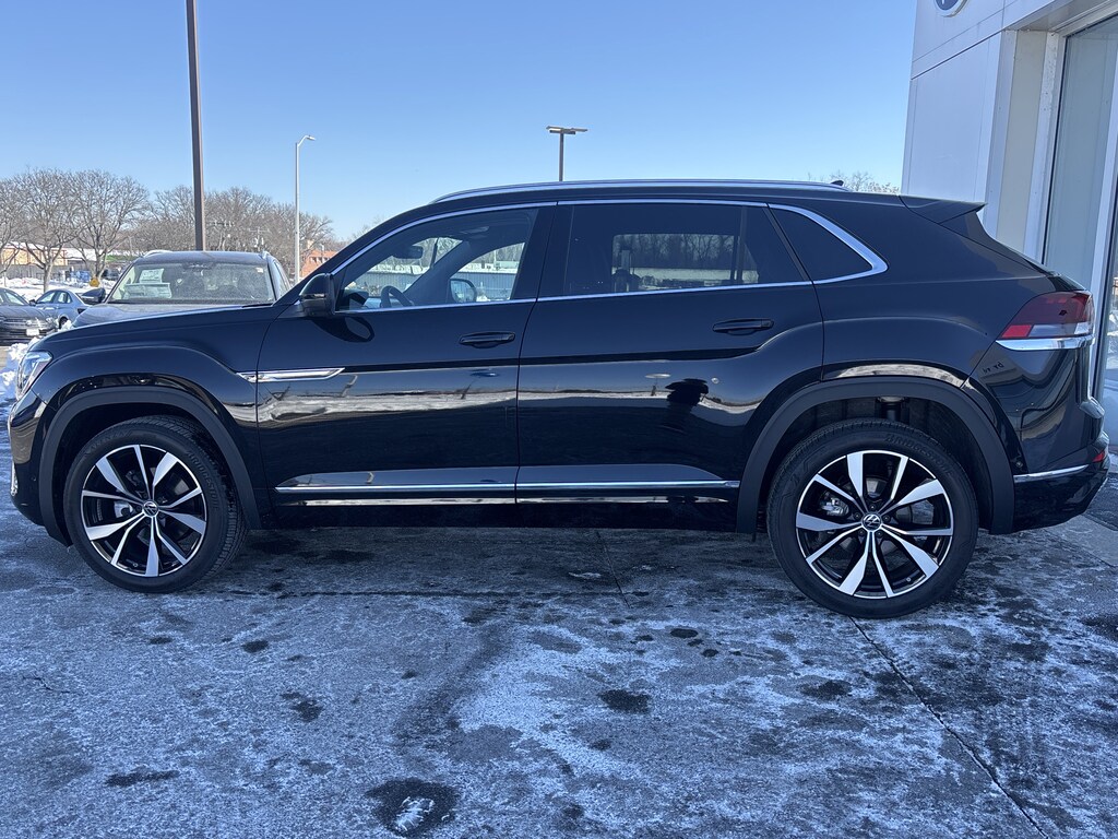 New 2026 Volkswagen Atlas Cross Sport 2.0T SEL Premium R-Line SUV