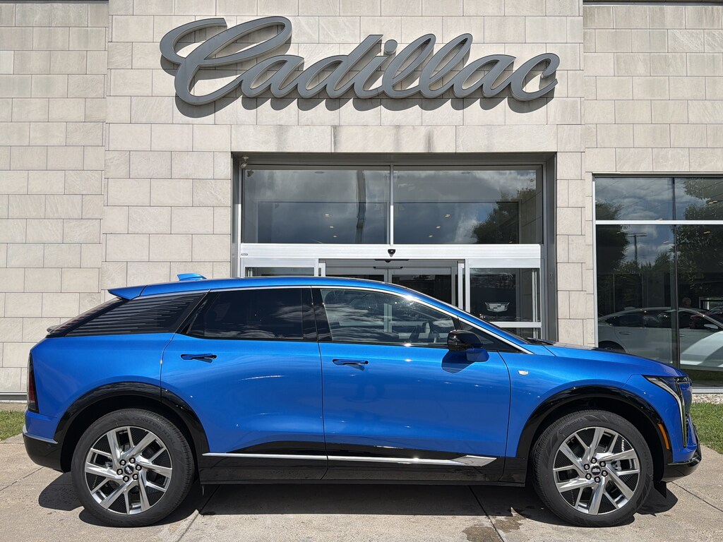 New 2027 CADILLAC OPTIQ Luxury SUV