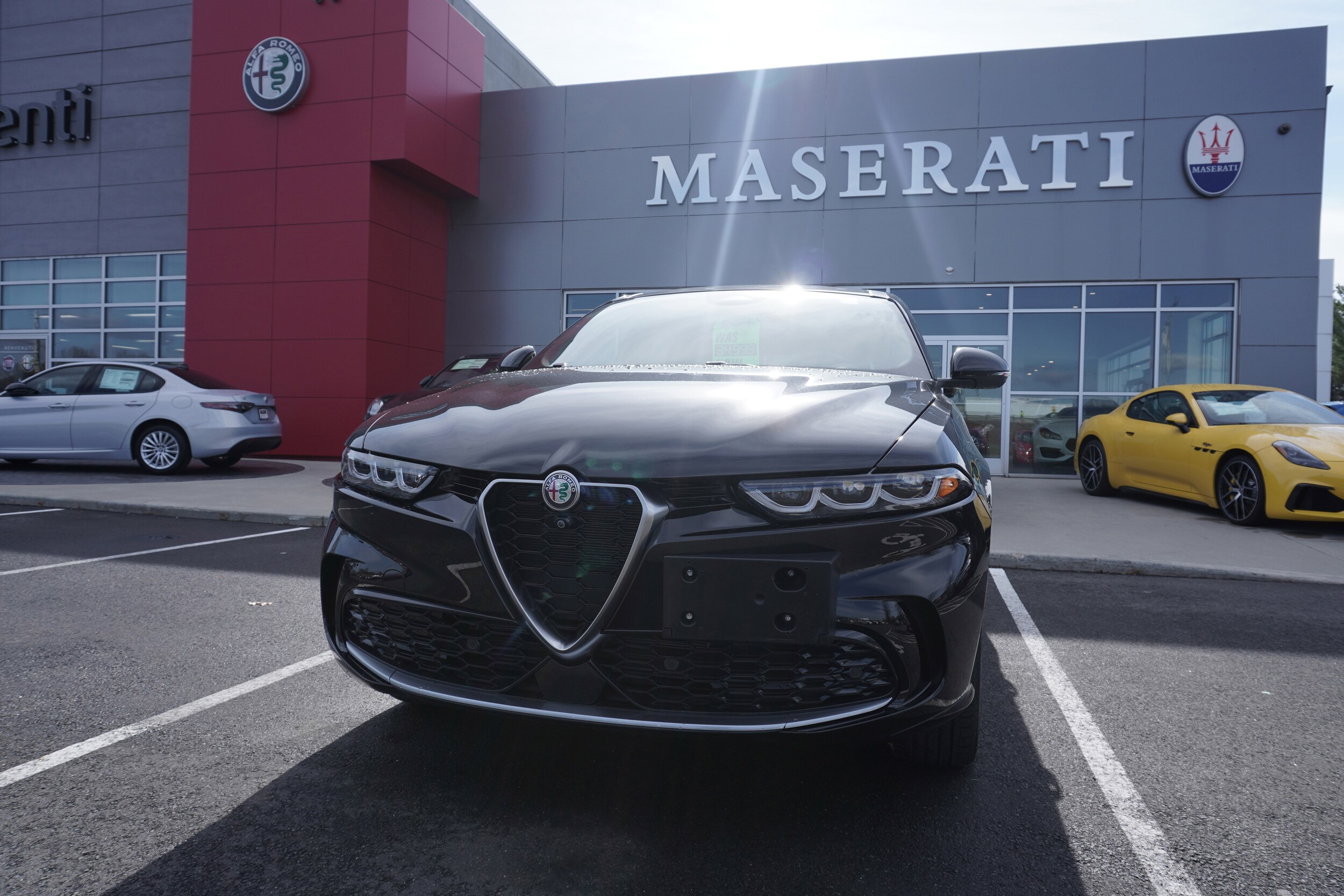 2024 Alfa Romeo Tonale Ti photo 2