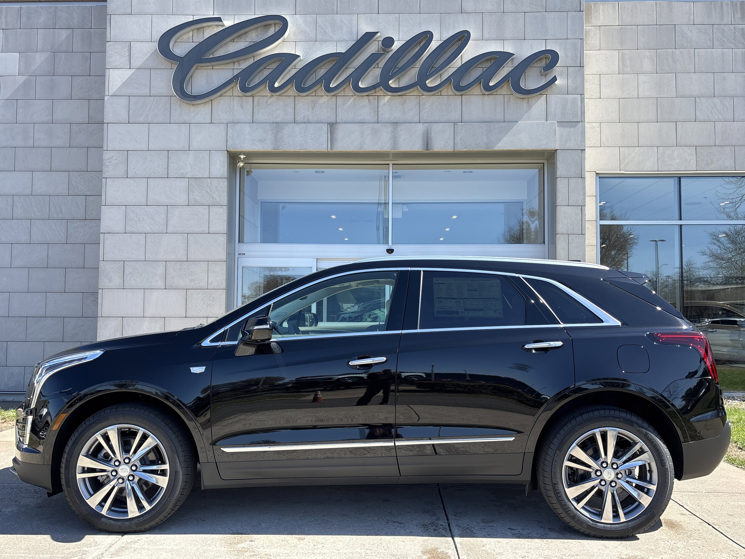 2025 Cadillac XT5 Premium Luxury - Photo 10
