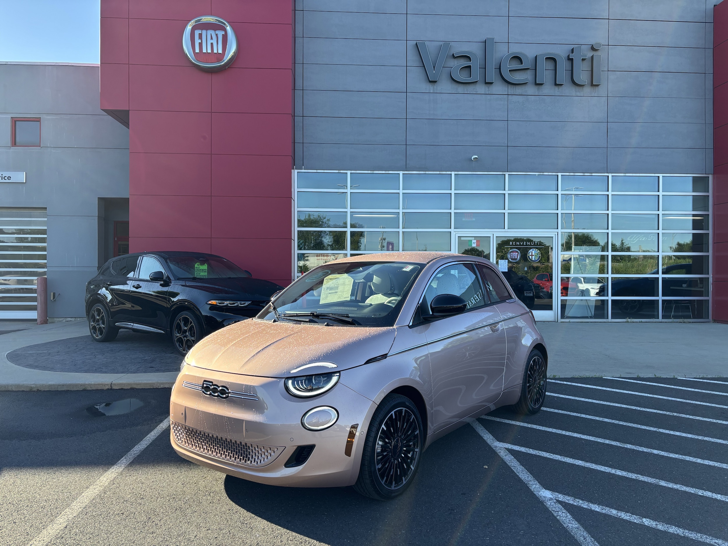 2026 FIAT 500e Icona's photo