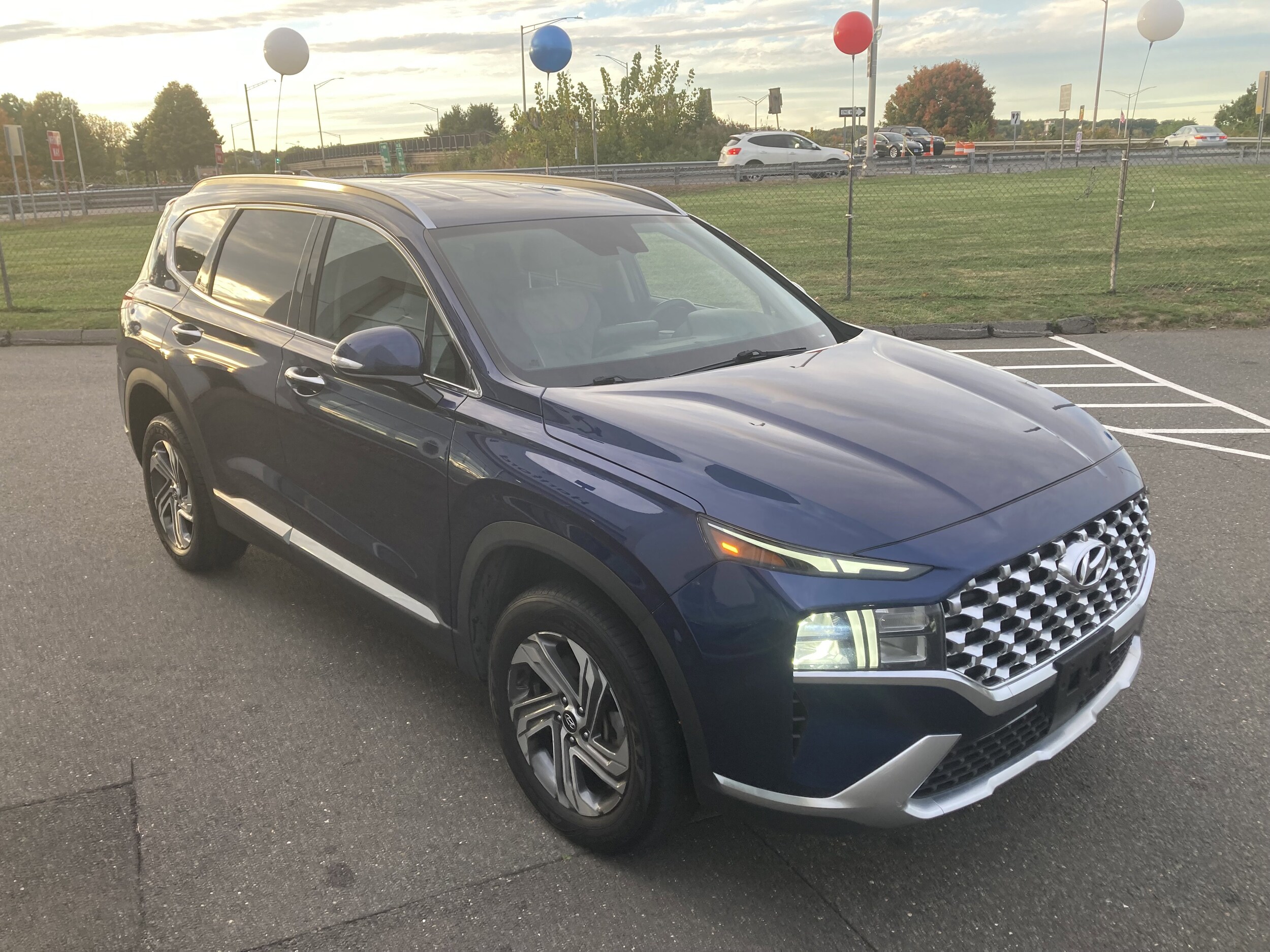 2021 Hyundai Santa Fe SEL Convenience photo 4