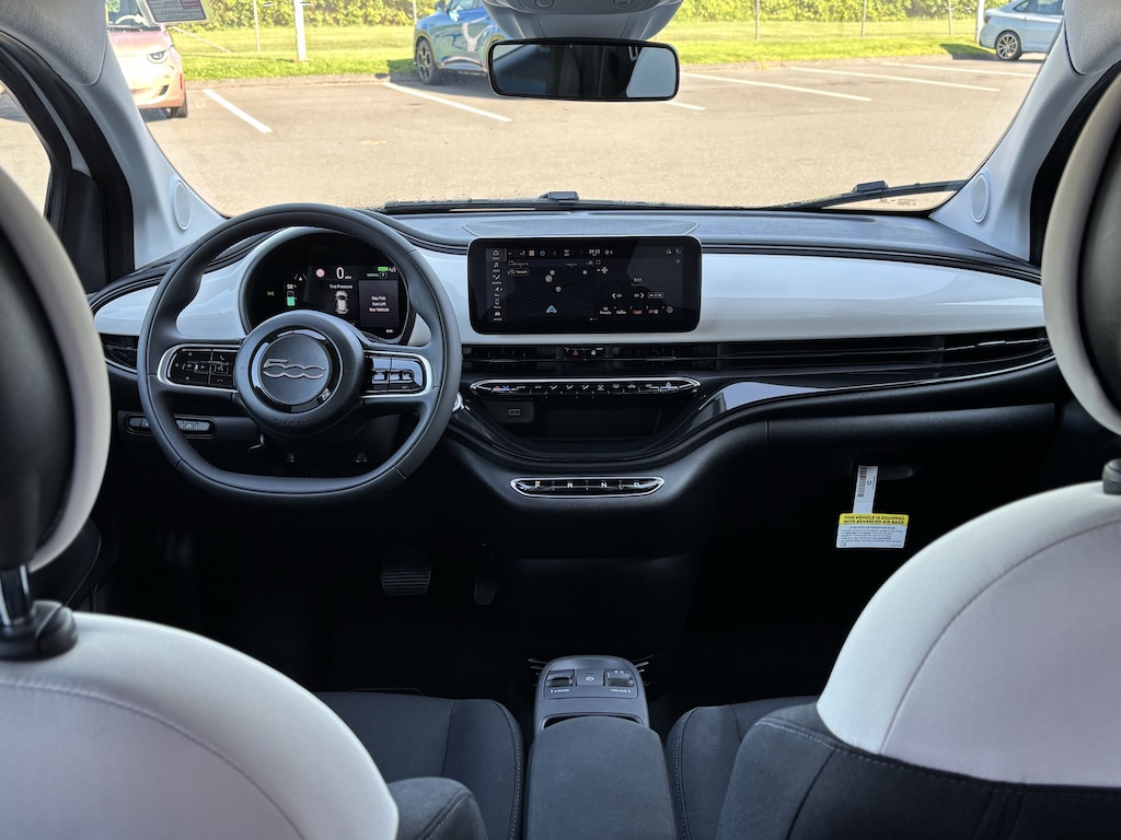 New 2026 FIAT 500e Base Hatchback