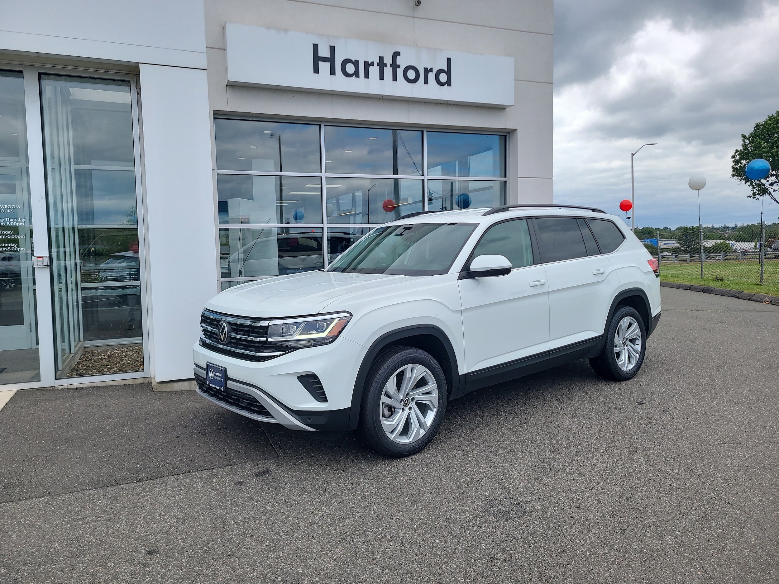 2023 Volkswagen Atlas SE w/Tech's photo