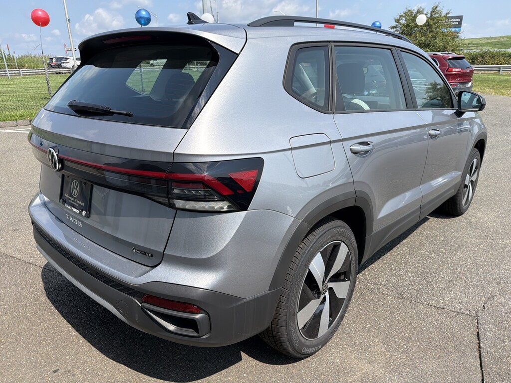 New 2025 Volkswagen Taos 1.5T S SUV