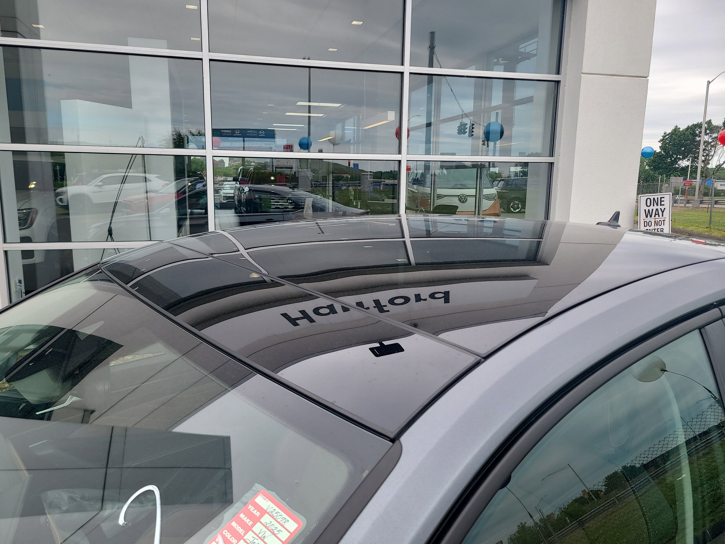 2025 Volkswagen Jetta 1.5T SEL photo 4