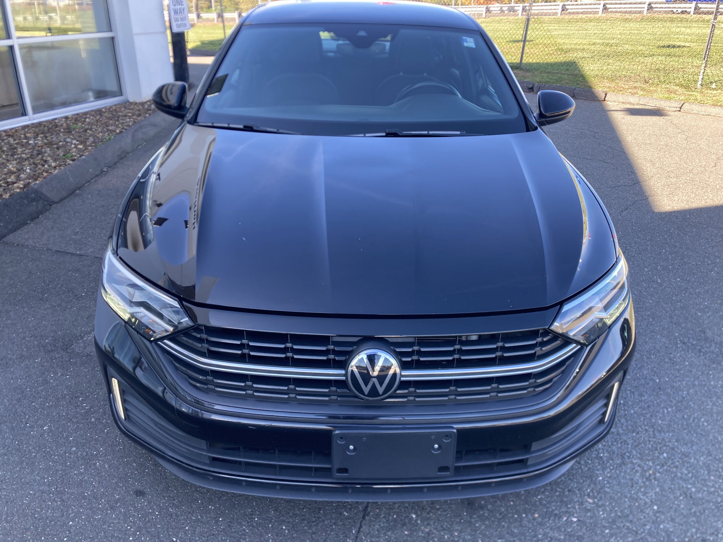 2023 Volkswagen Jetta 1.5T Sport photo 2