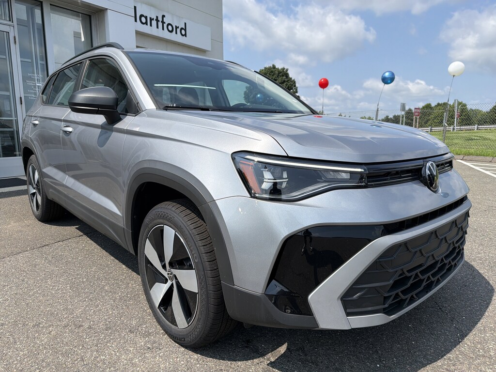 New 2025 Volkswagen Taos 1.5T S SUV