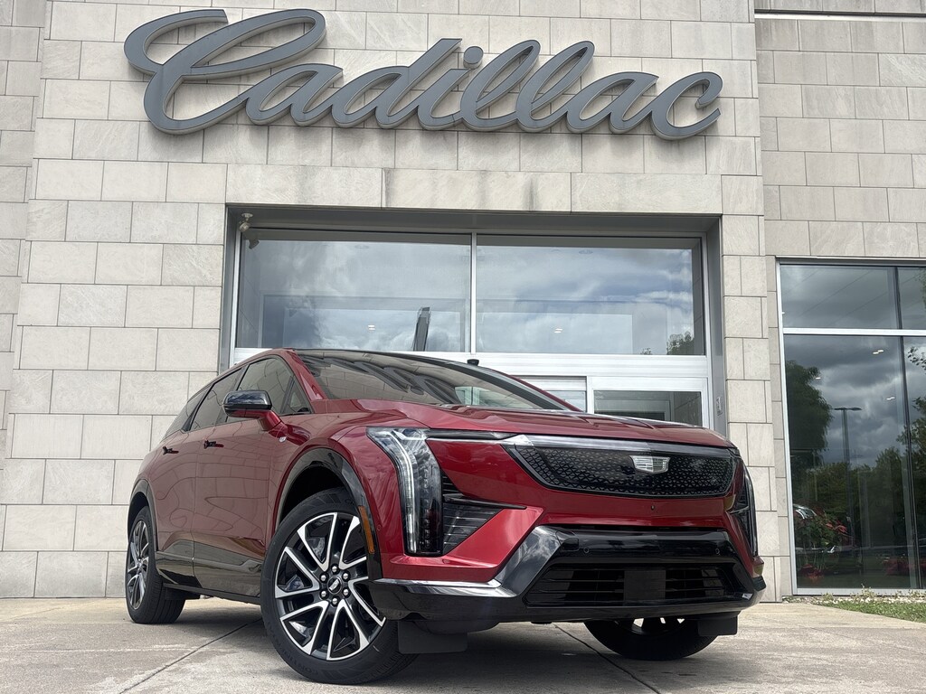 Used 2025 CADILLAC OPTIQ Sport w/1SH SUV
