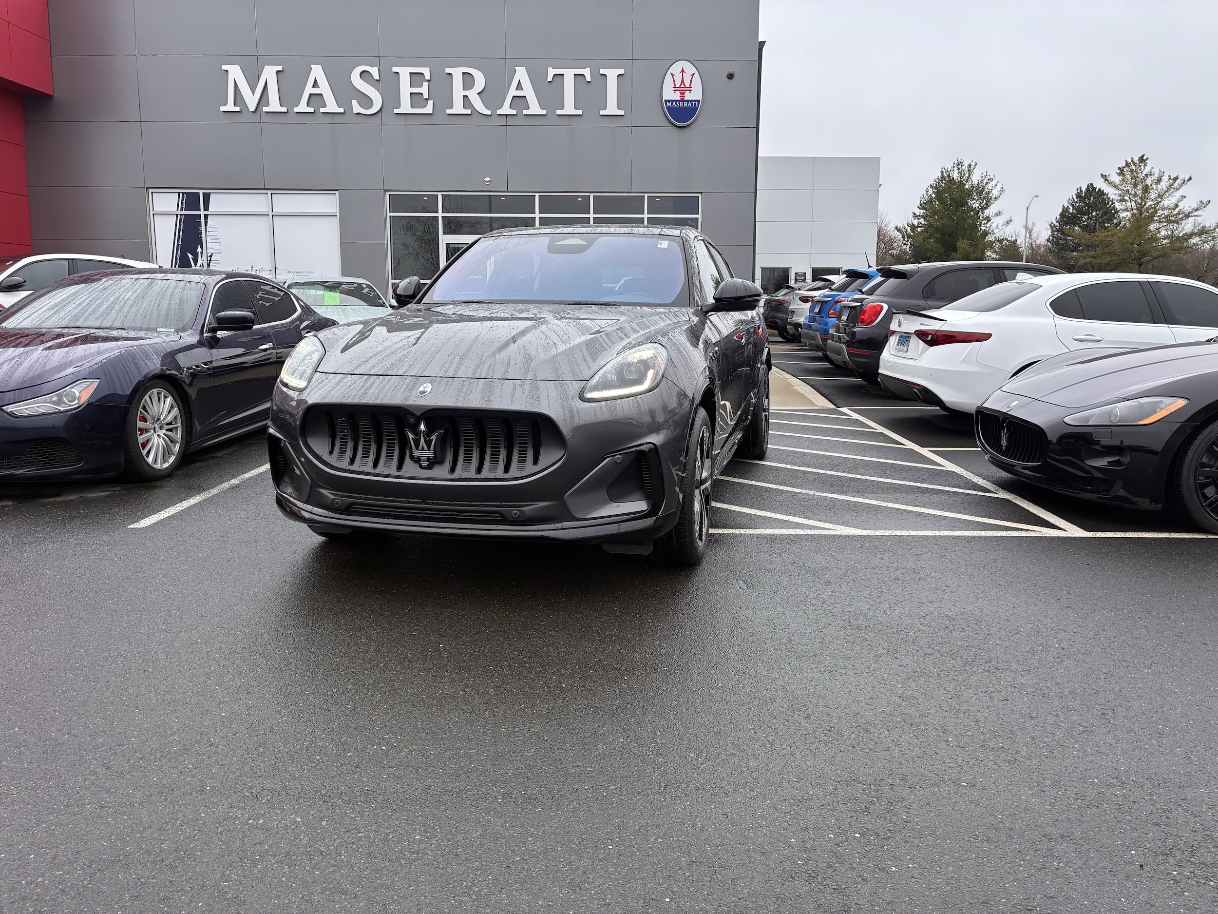 2025 Maserati Grecale Folgore's photo
