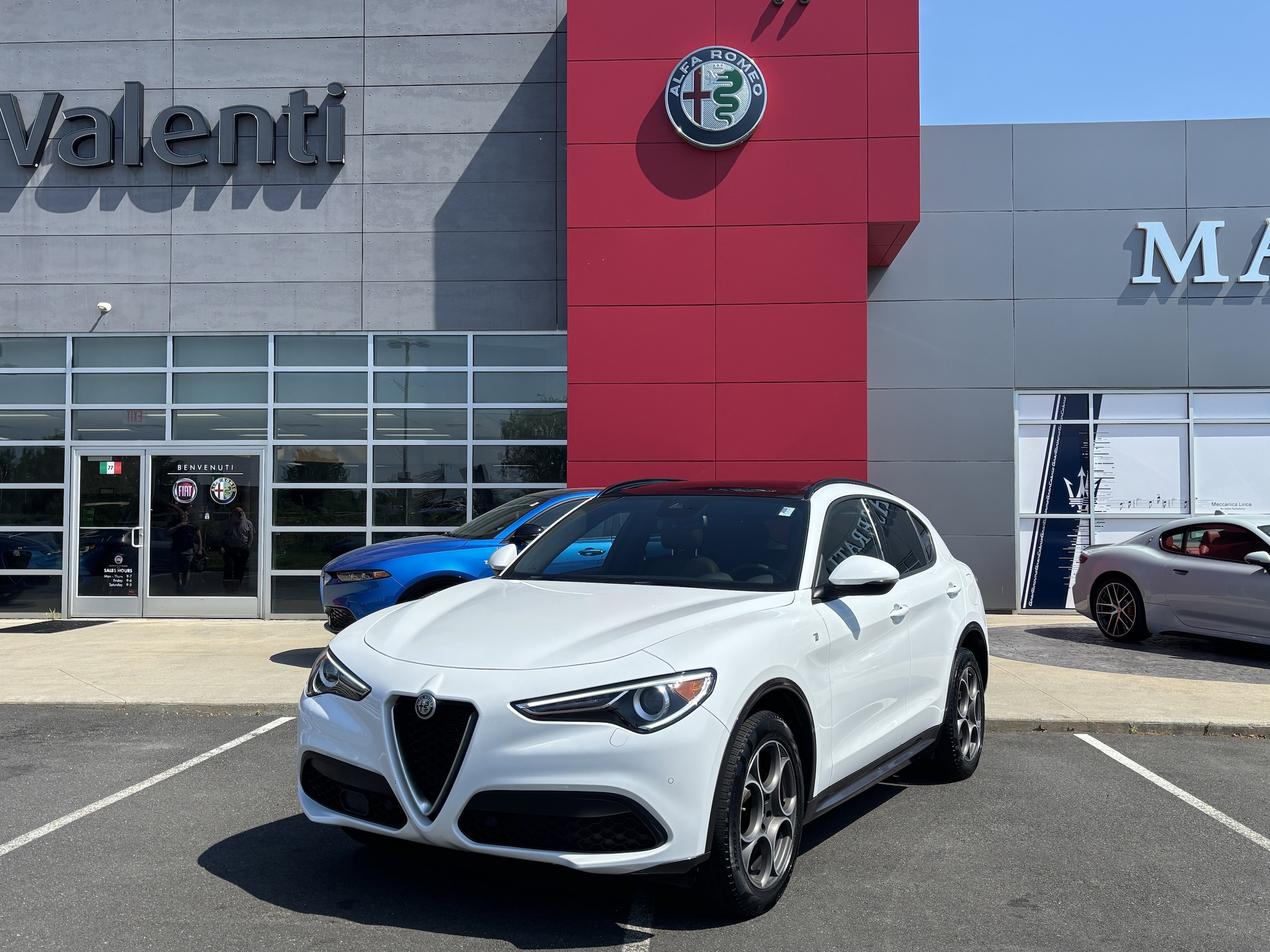 2022 Alfa Romeo Stelvio Ti AWD's photo