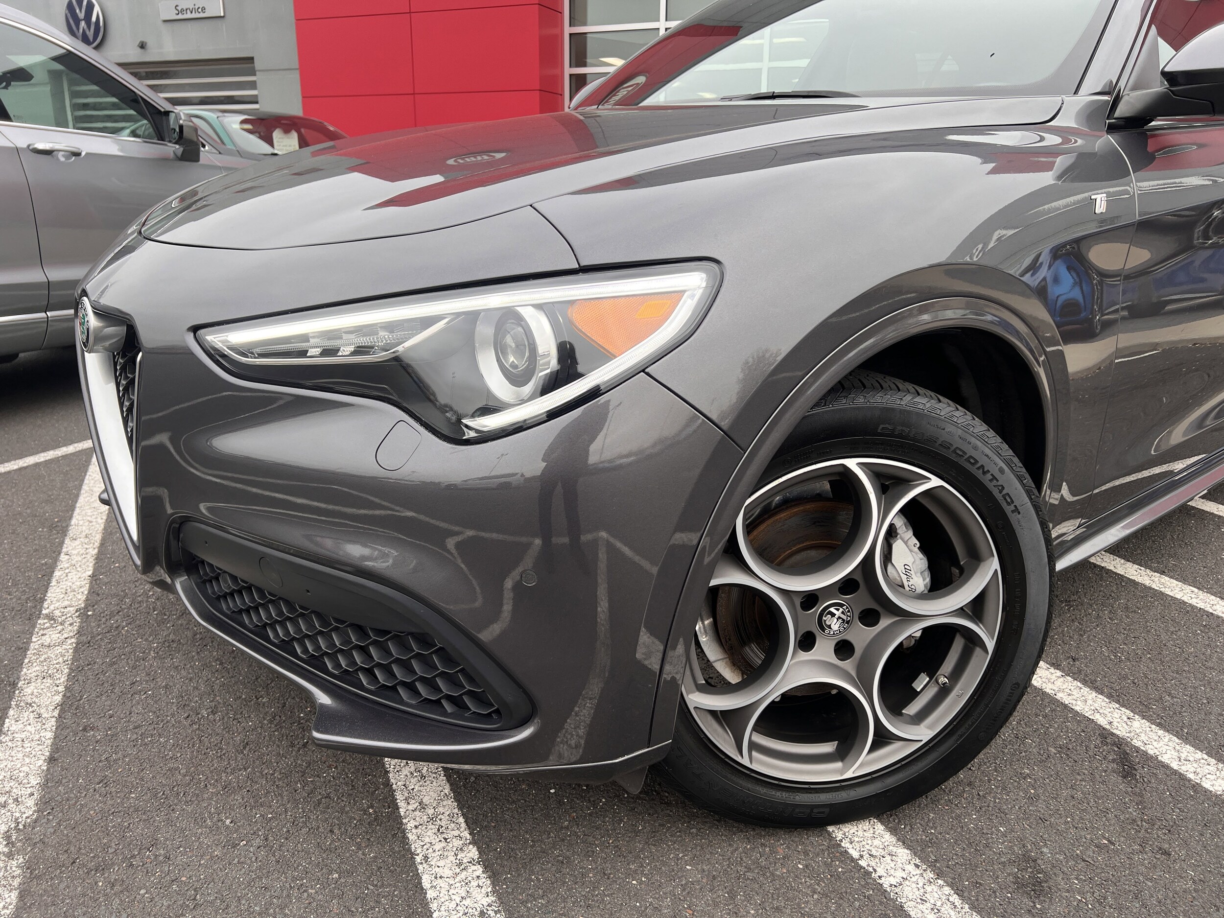 2022 Alfa Romeo Stelvio Ti photo 3