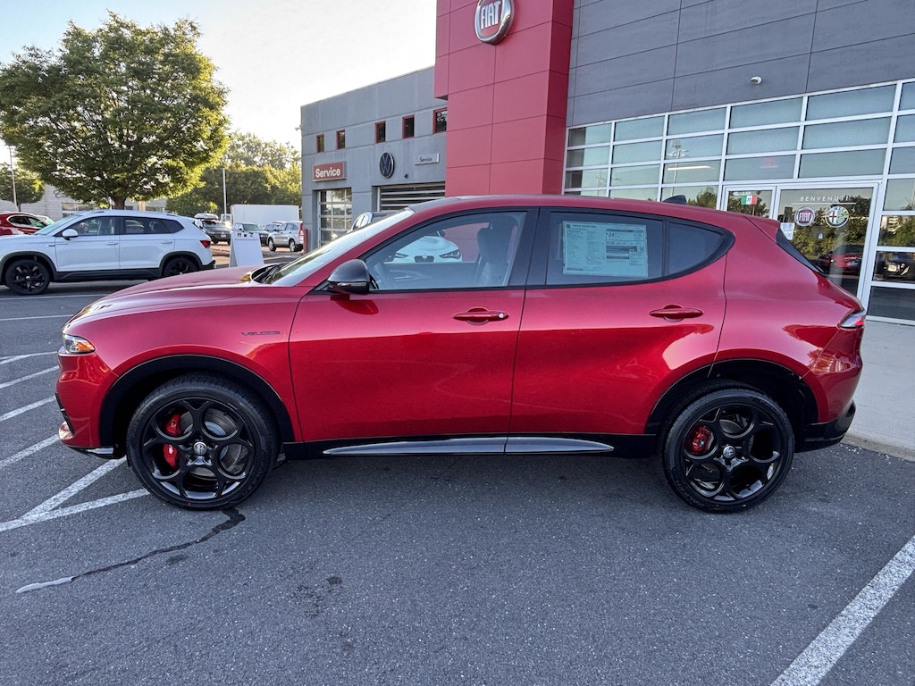 New 2026 Alfa Romeo Tonale Base SUV
