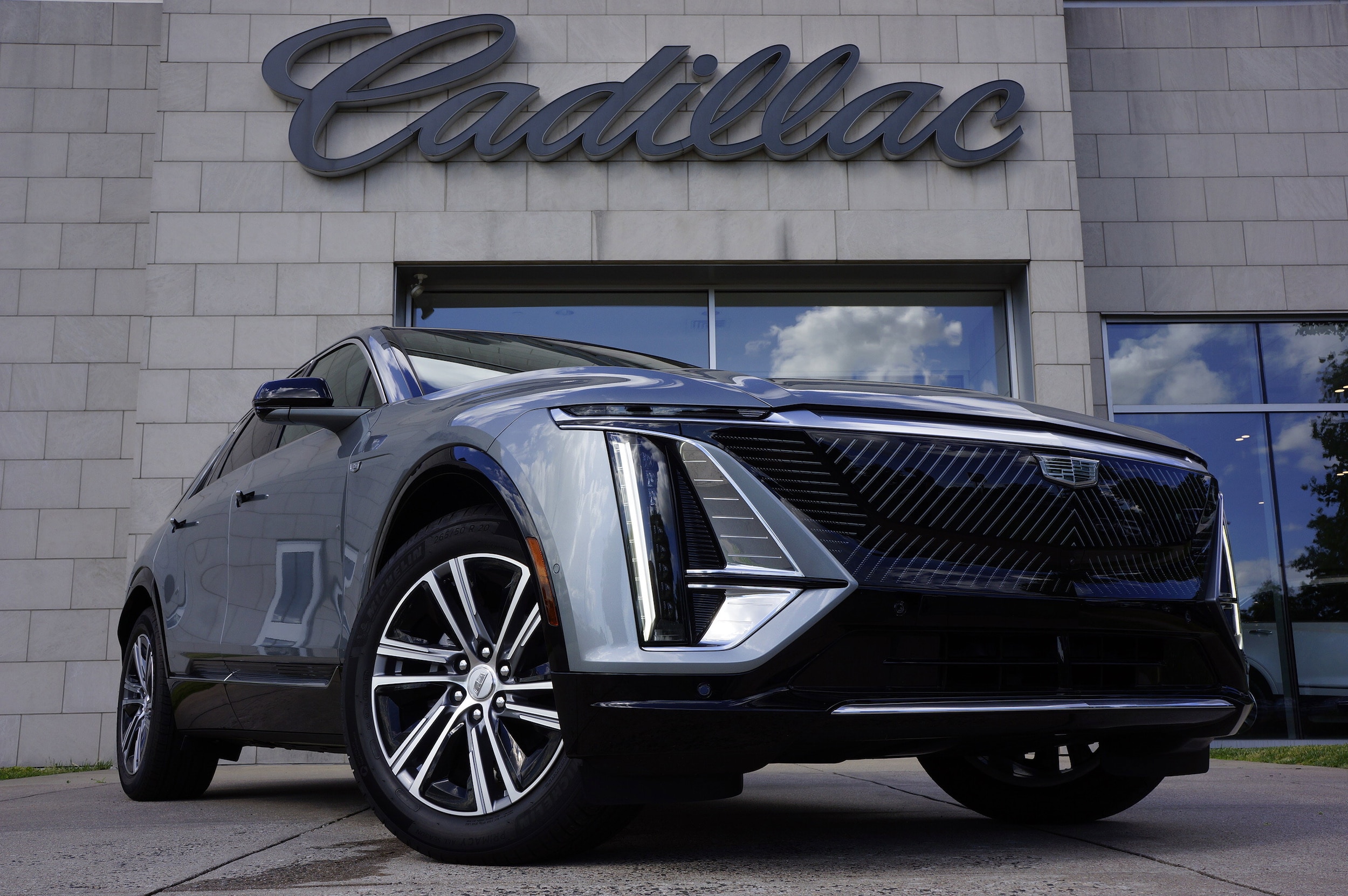 2023 Cadillac LYRIQ Luxury's photo