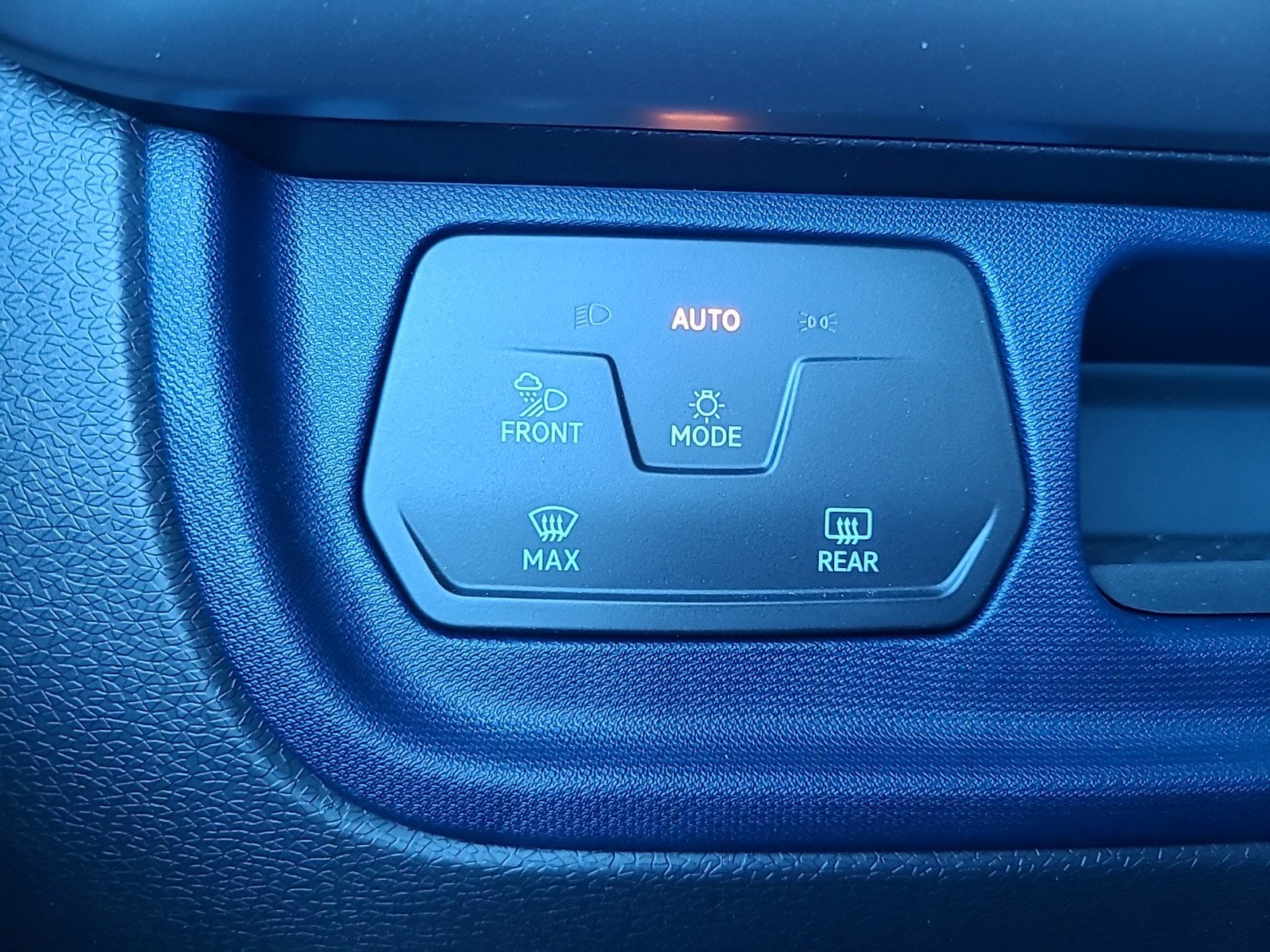2025 Volkswagen ID. Buzz PRO S - Photo 31