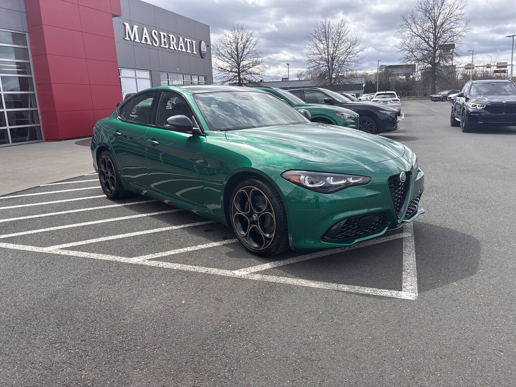 Used 2025 Alfa Romeo Giulia Intensa Sedan