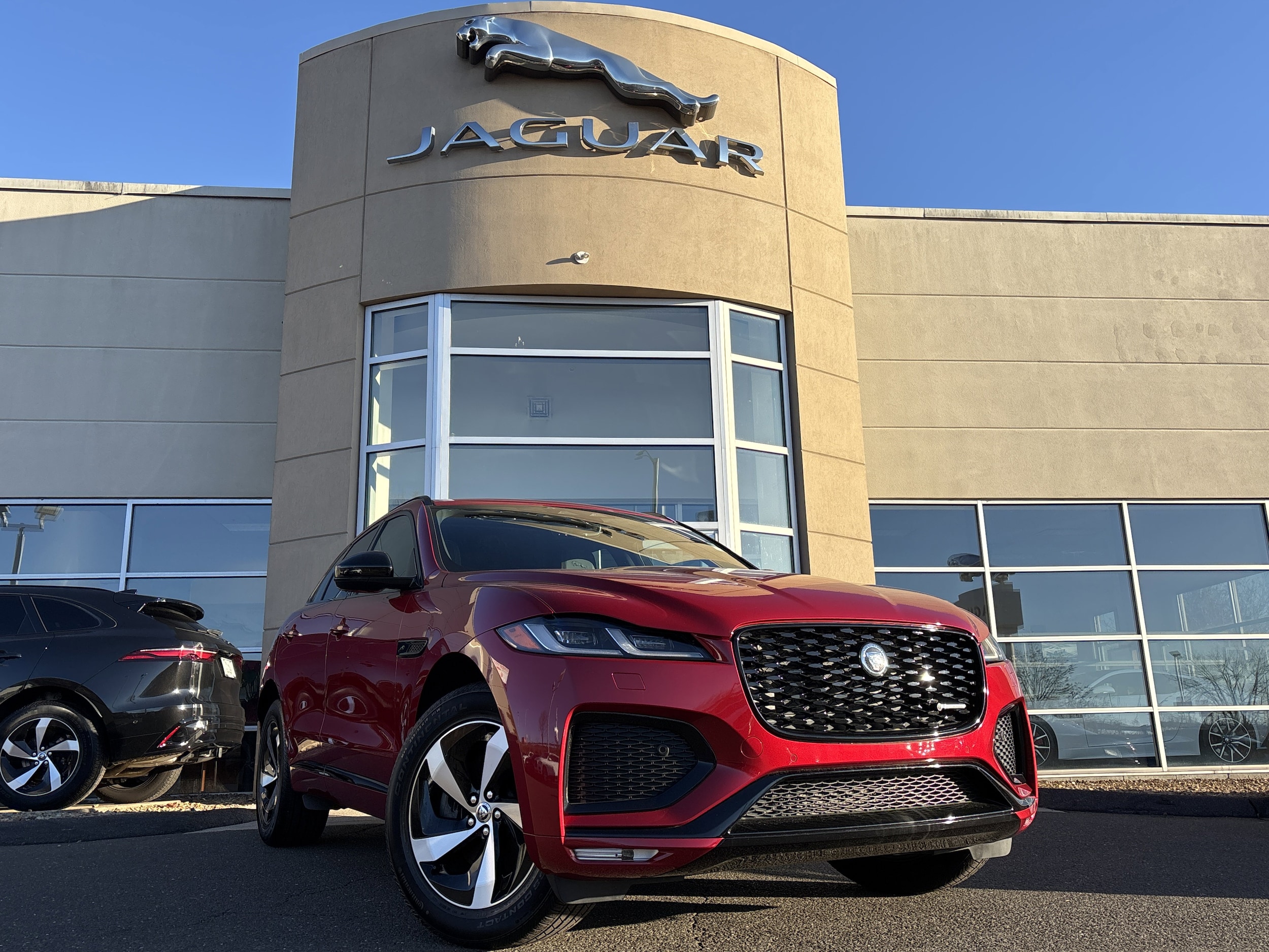 2025 Jaguar F-PACE R-Dynamic S's photo