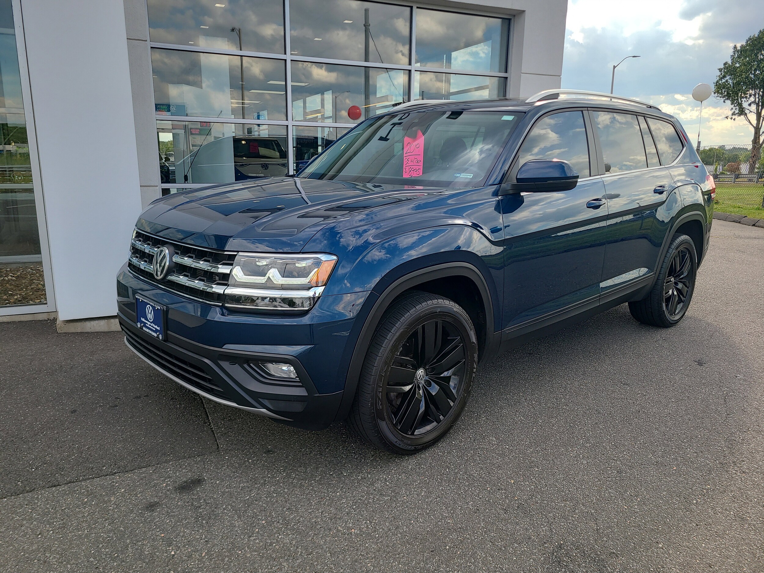 2019 Volkswagen Atlas V6 SE Technology photo 3