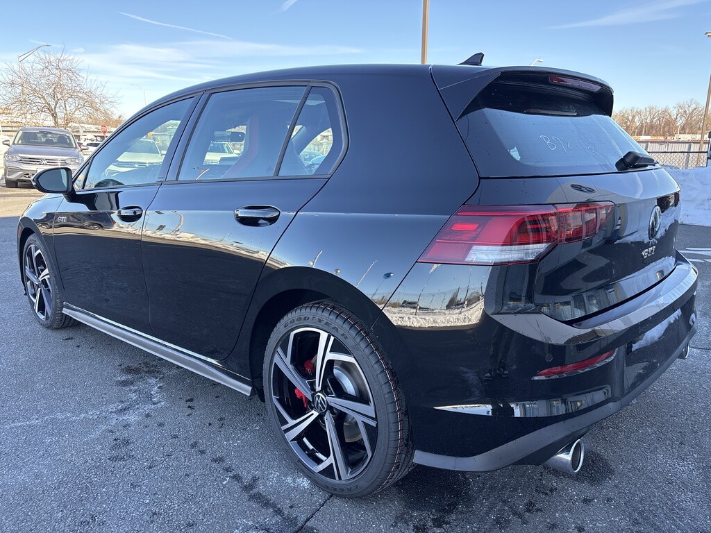New 2025 Volkswagen Golf GTI 2.0T SE Hatchback