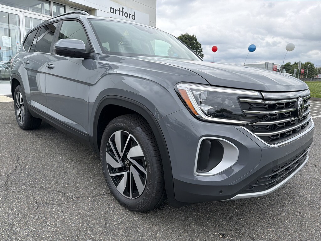 New 2026 Volkswagen Atlas SE w/Technology SUV