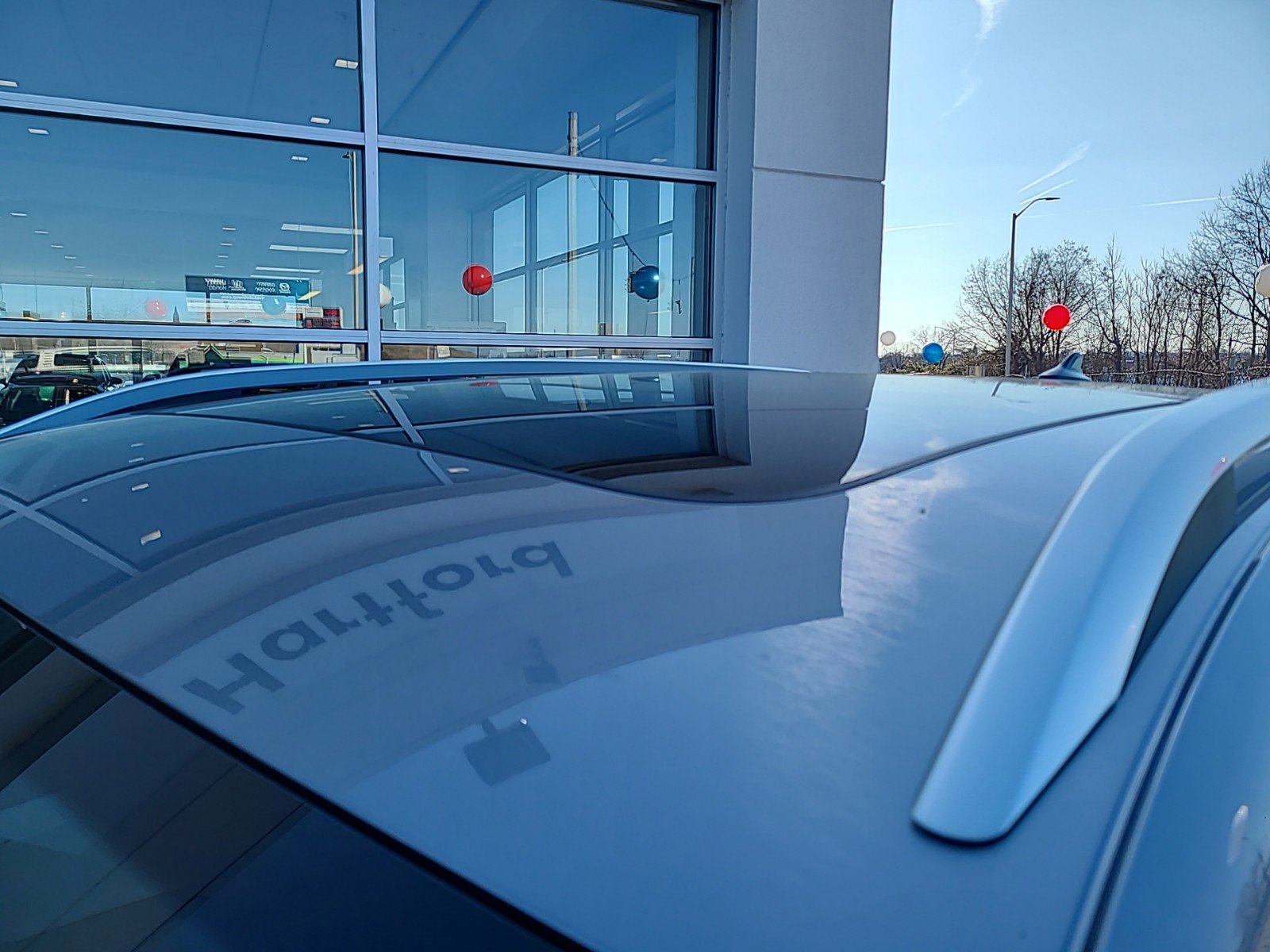 2025 Volkswagen Taos SE photo 3