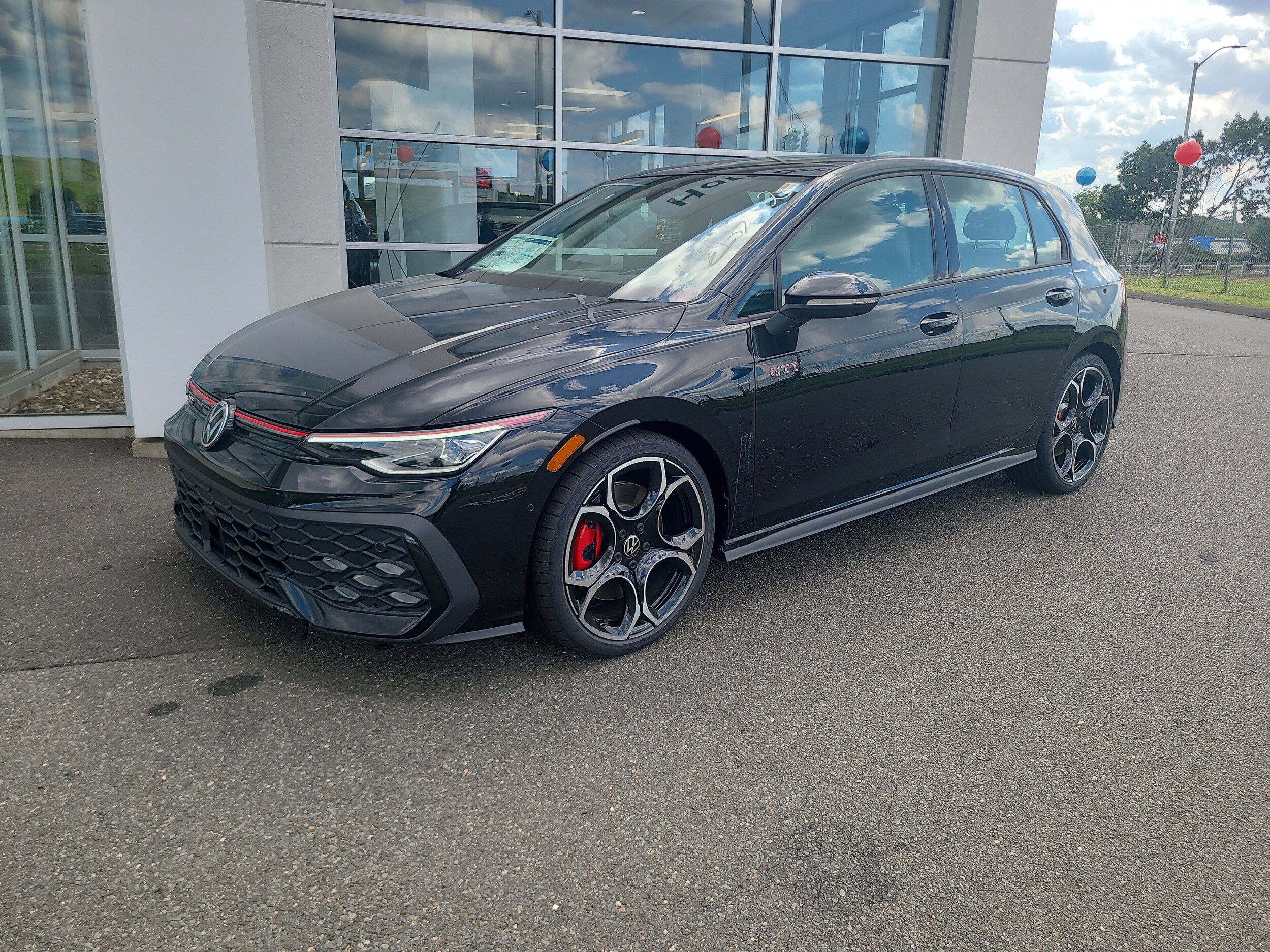 2025 Volkswagen Golf GTI Autobahn photo 2
