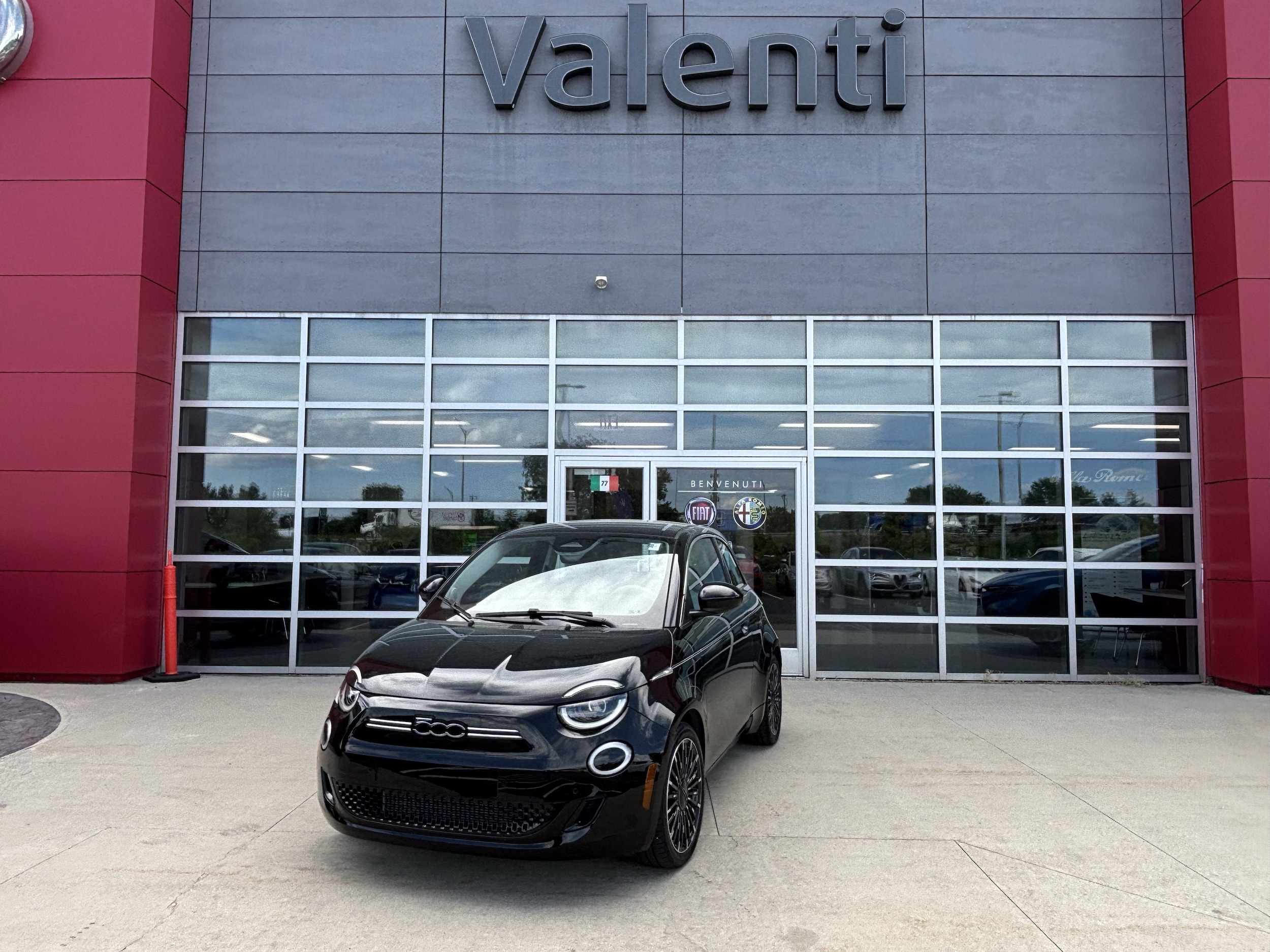 2024 FIAT 500e Music's photo