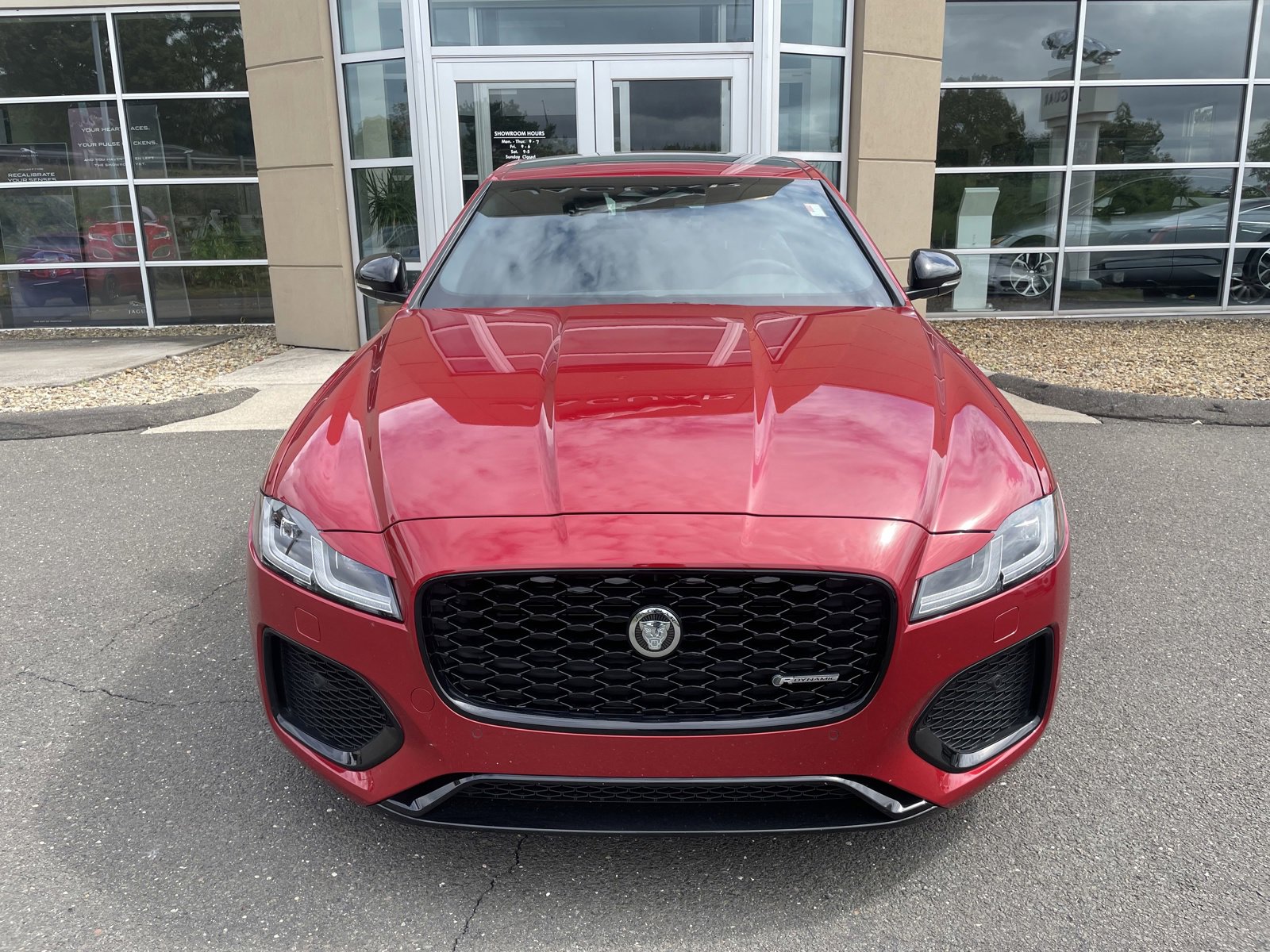 2024 Jaguar XF P300 R-Dynamic SE photo 3