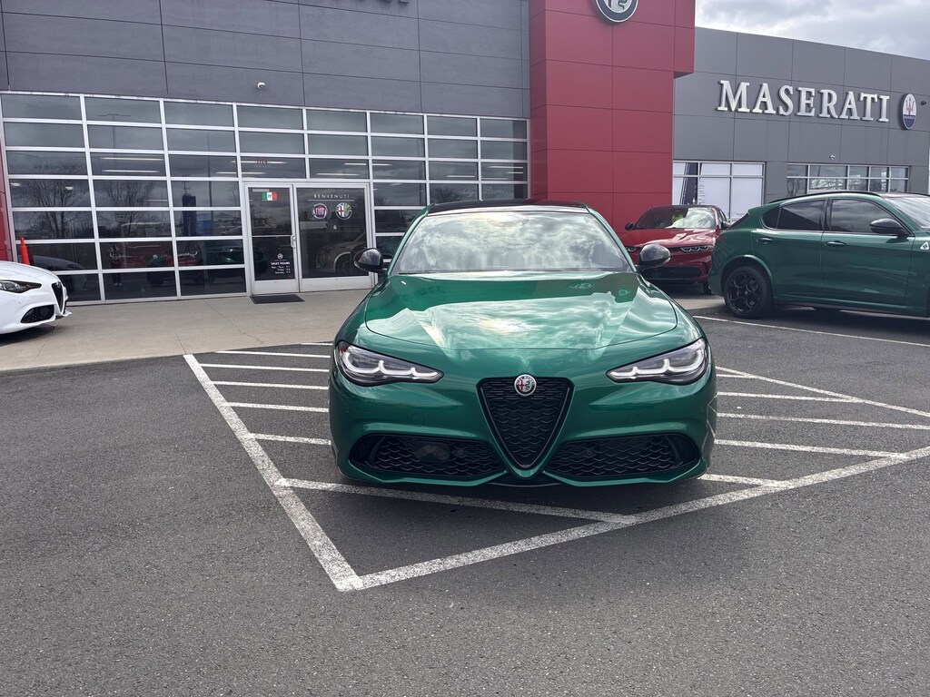 Used 2025 Alfa Romeo Giulia Intensa Sedan