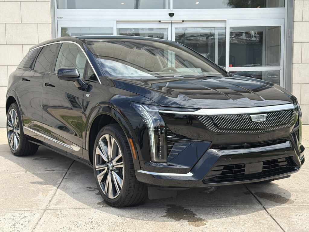 New 2026 CADILLAC OPTIQ Premium Luxury SUV