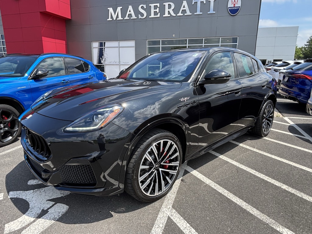 Certified 2025 Maserati Grecale Trofeo SUV