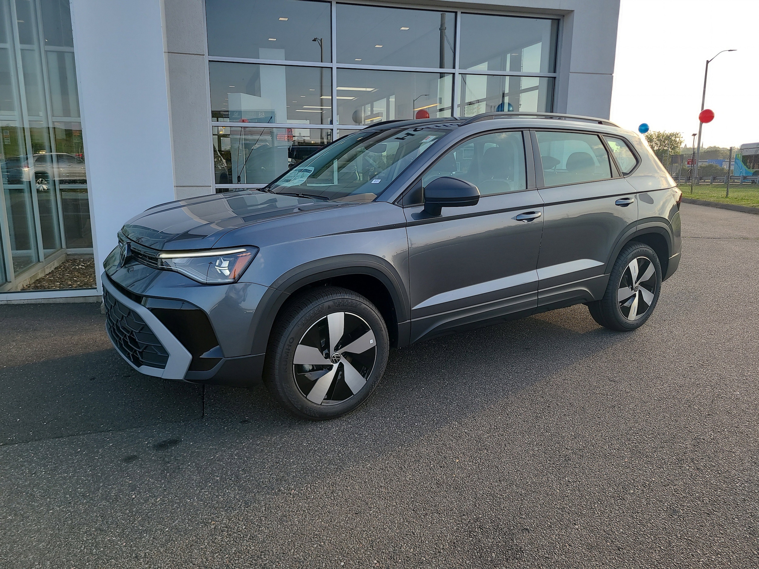 2025 Volkswagen Taos S photo 2