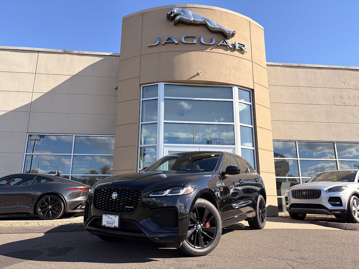 2024 Jaguar F-PACE R-Dynamic S