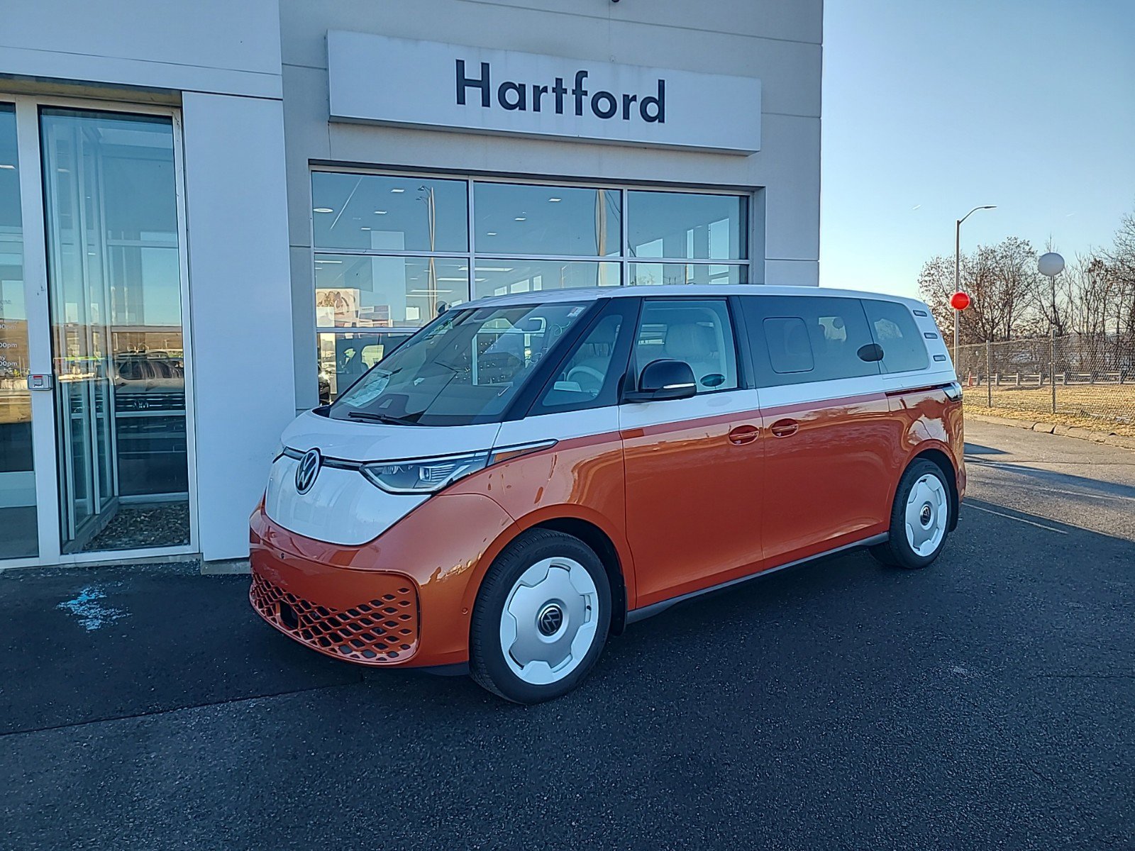 2025 Volkswagen ID. Buzz 1st Edition's photo