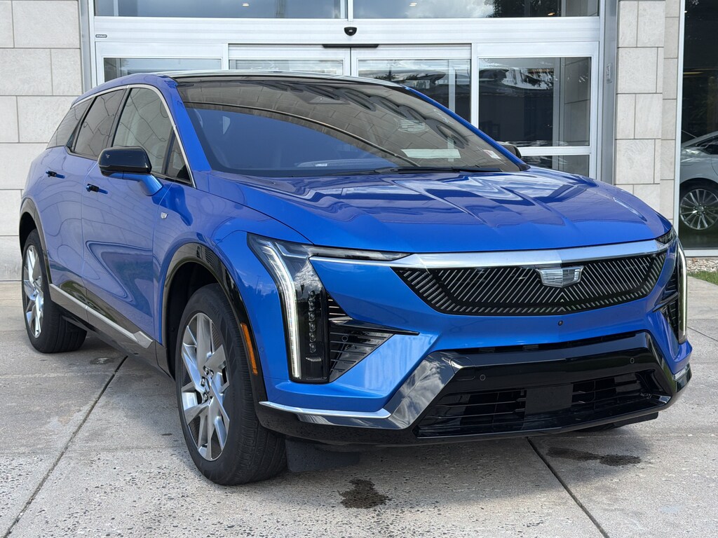 New 2027 CADILLAC OPTIQ Luxury SUV