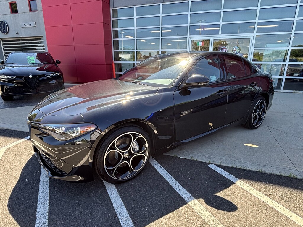 New 2025 Alfa Romeo Giulia Sedan