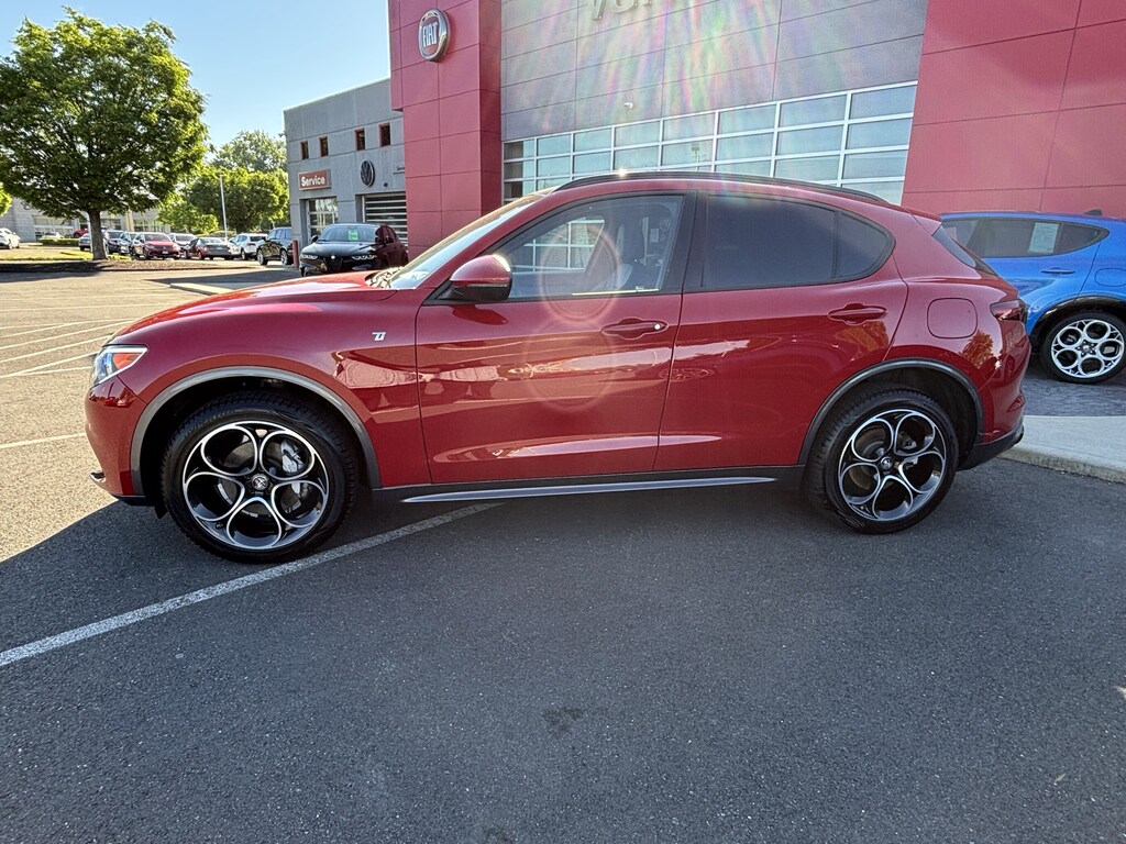 Used 2022 Alfa Romeo Stelvio Ti Ti AWD