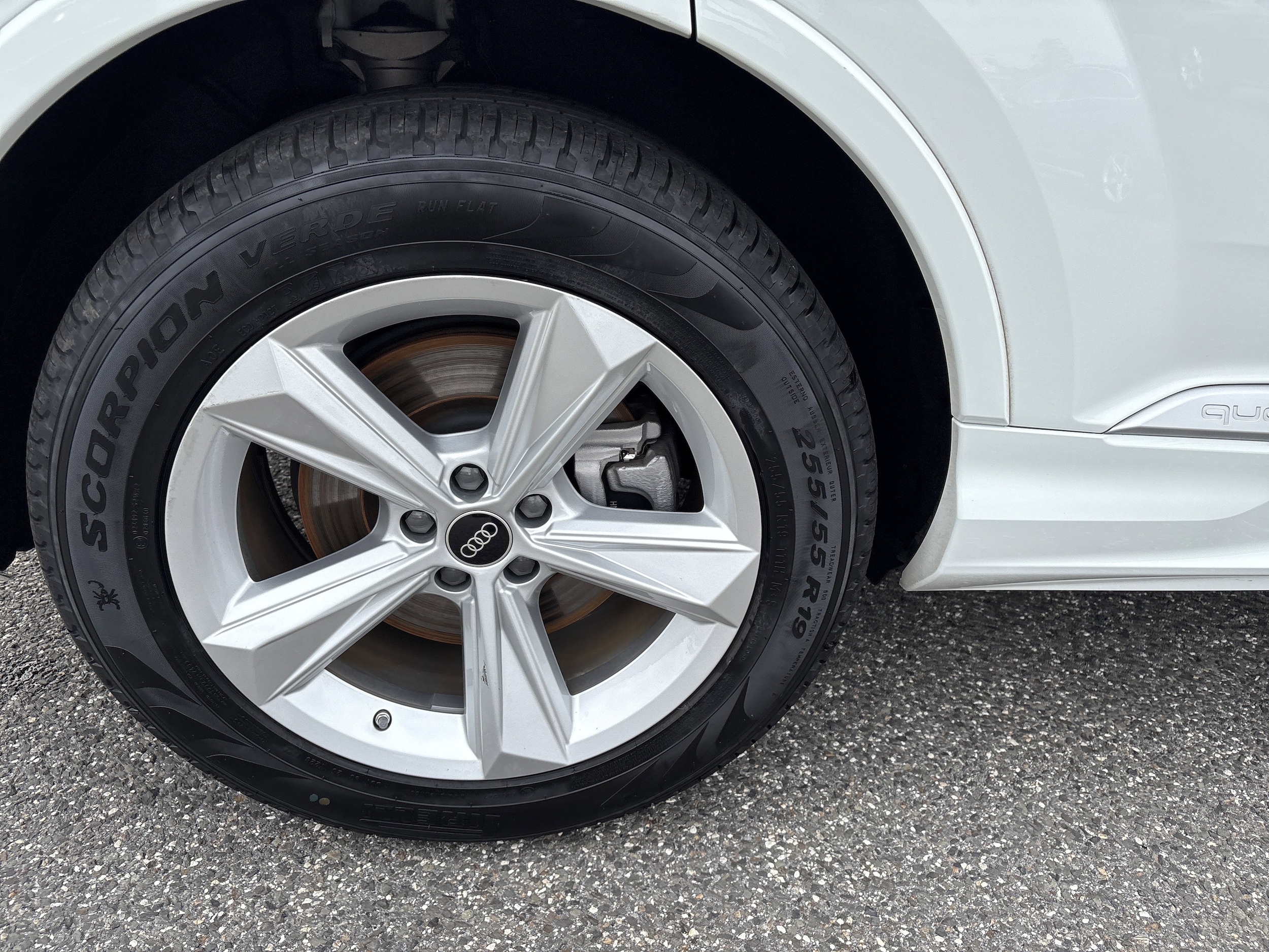 2022 Audi Q7 Premium - Photo 23
