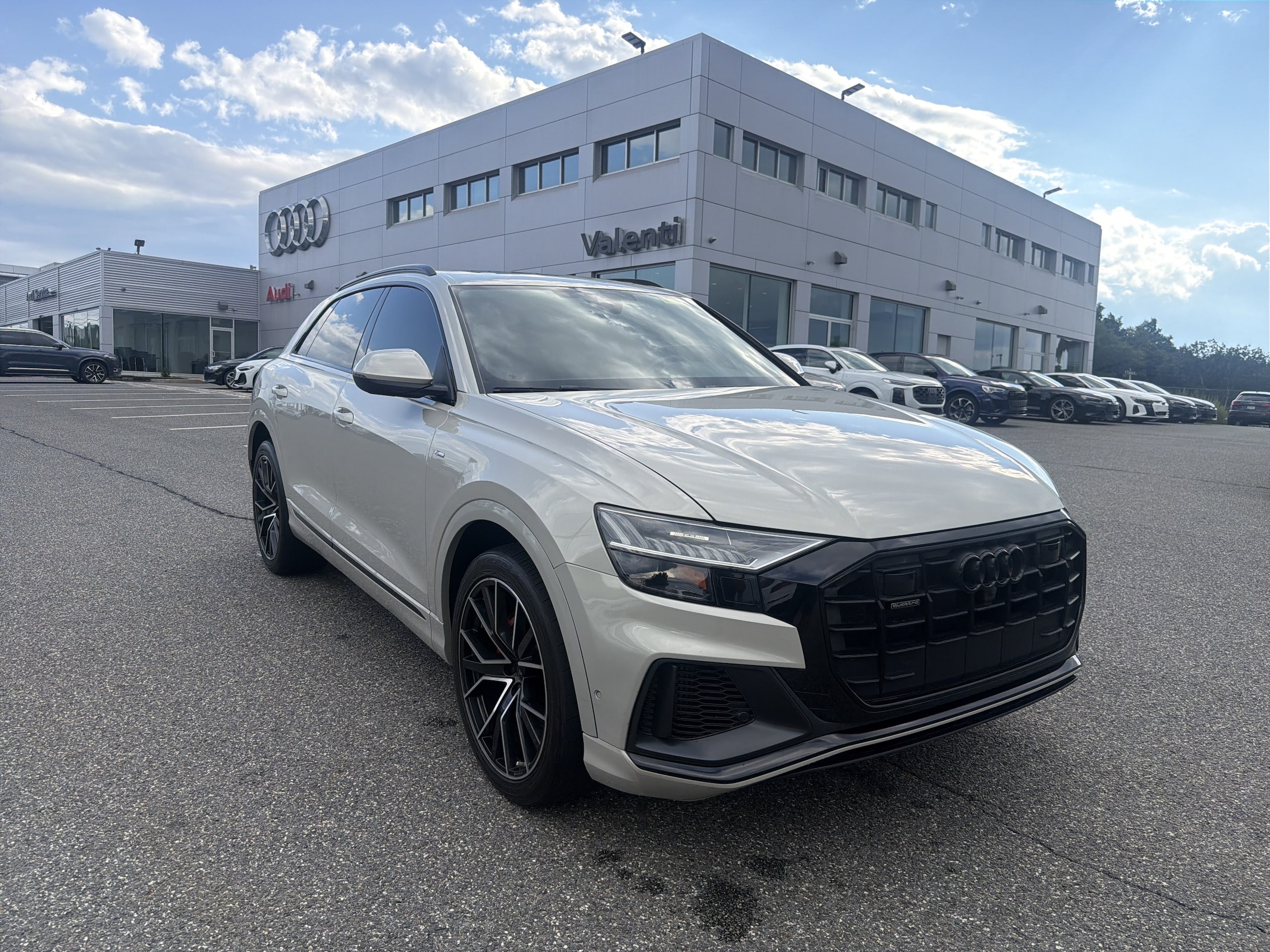 2023 Audi Q8